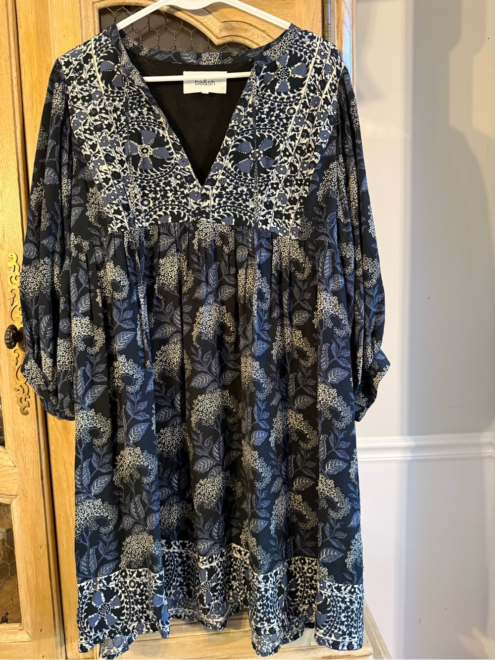 ba&sh Navy and Cream Floral V-Neck Boho Tunic (MRSP 250+)